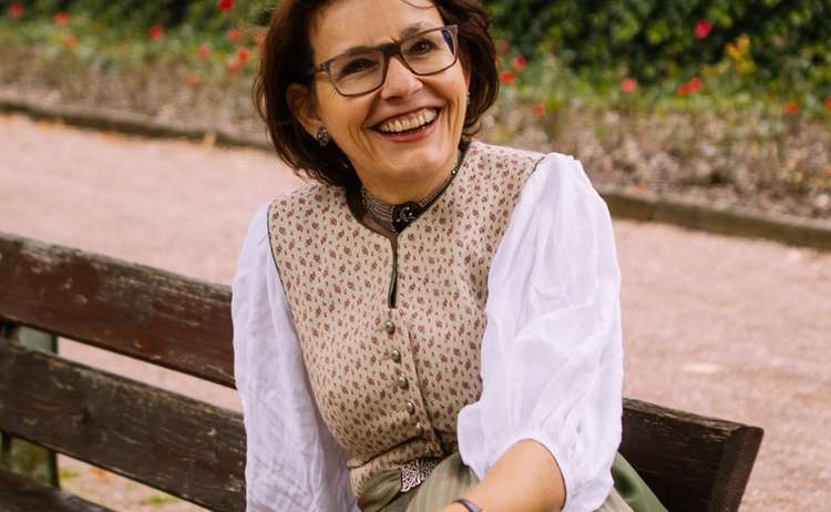 Dr. Brigitte Schlögl