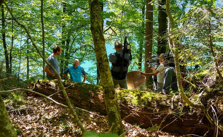 Dreharbeiten zu Unterwegs in Bayerns Wäldern: "Wir in Bayern"-Sommerreise