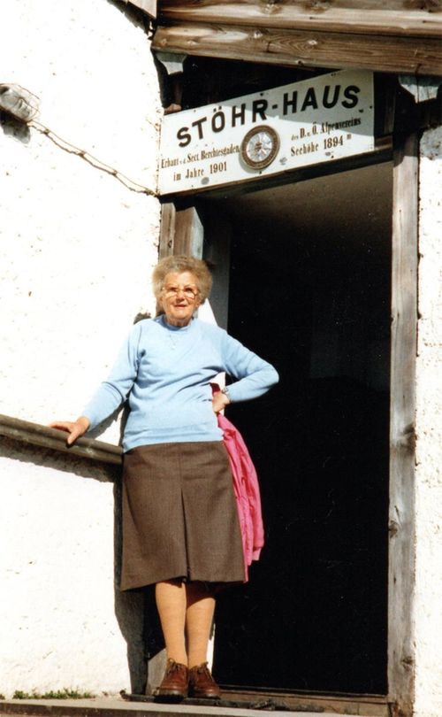 Oma Am Stoerhaus