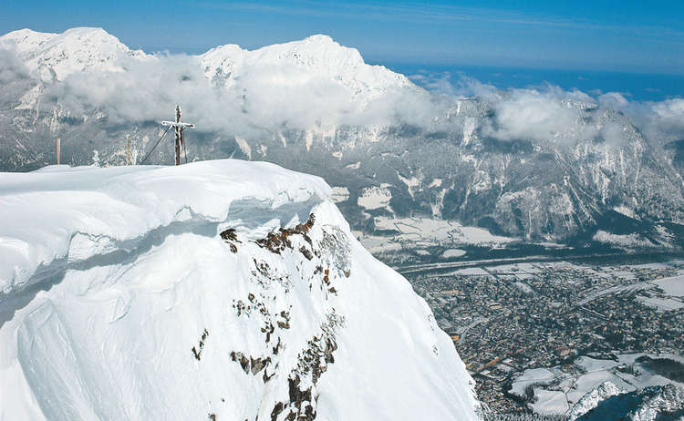 On top of mount Predigtstuhl | Gipfelkreuz Predigtstuhl im Winter