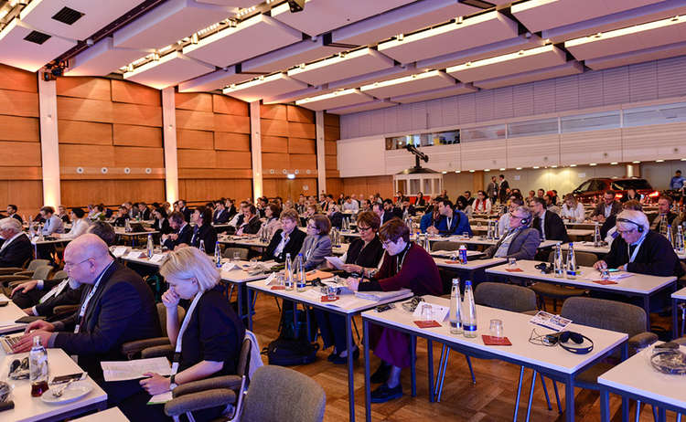 Teilnehmer der 4. UNWTO Euro-Asian Mountain Tourism Conference